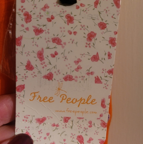 Beautiful dress - Picture 5 of 7